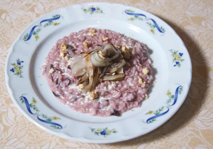 Risotto al radicchio di Treviso tardivo IGP con Gorgonzola e Noci